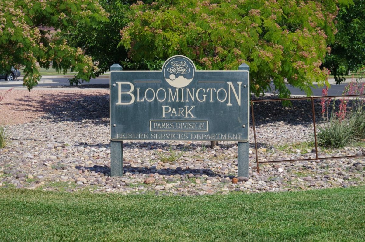 Sign reading Bloomington Park
