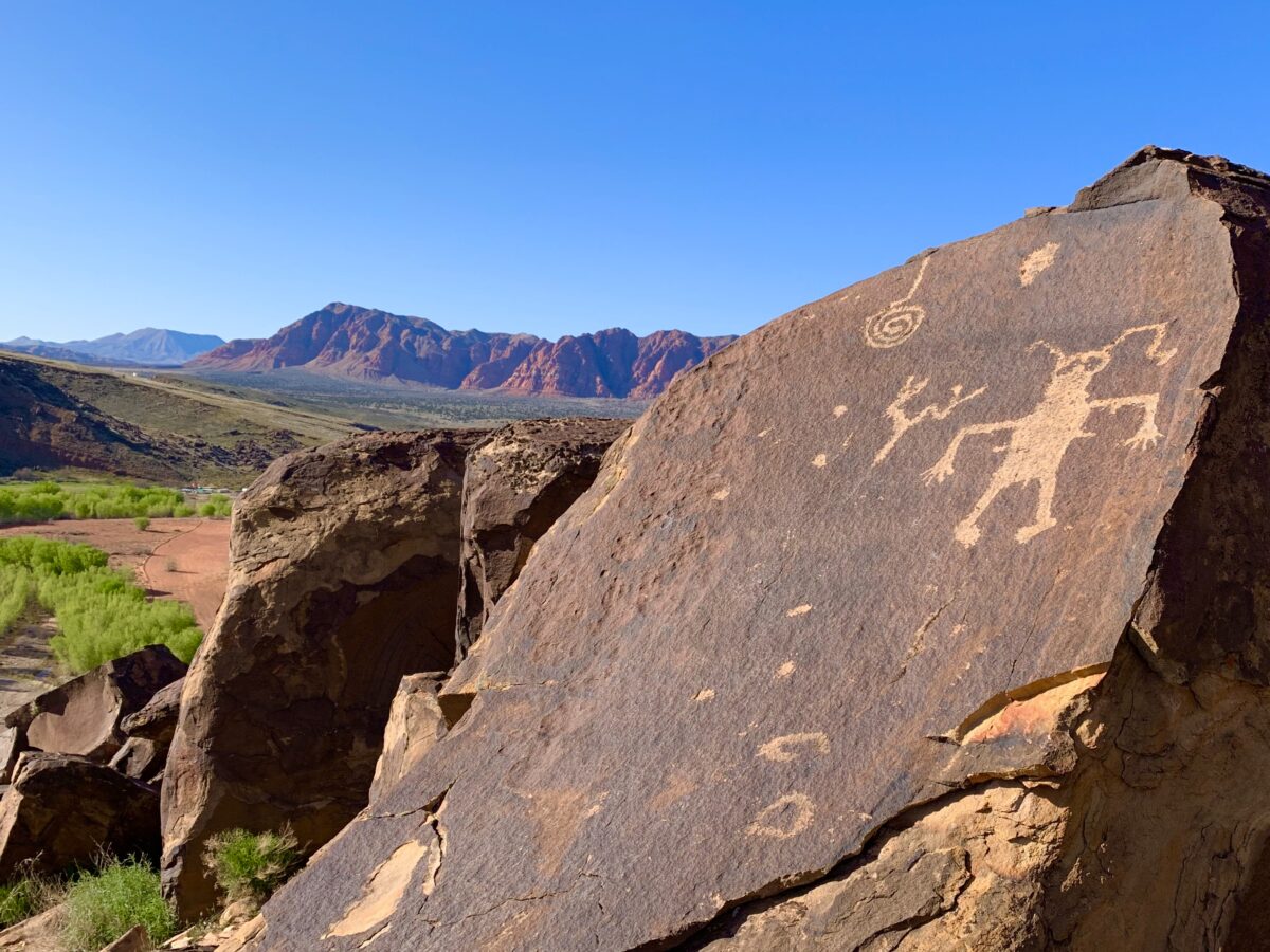 Petroglyphs Trail 017